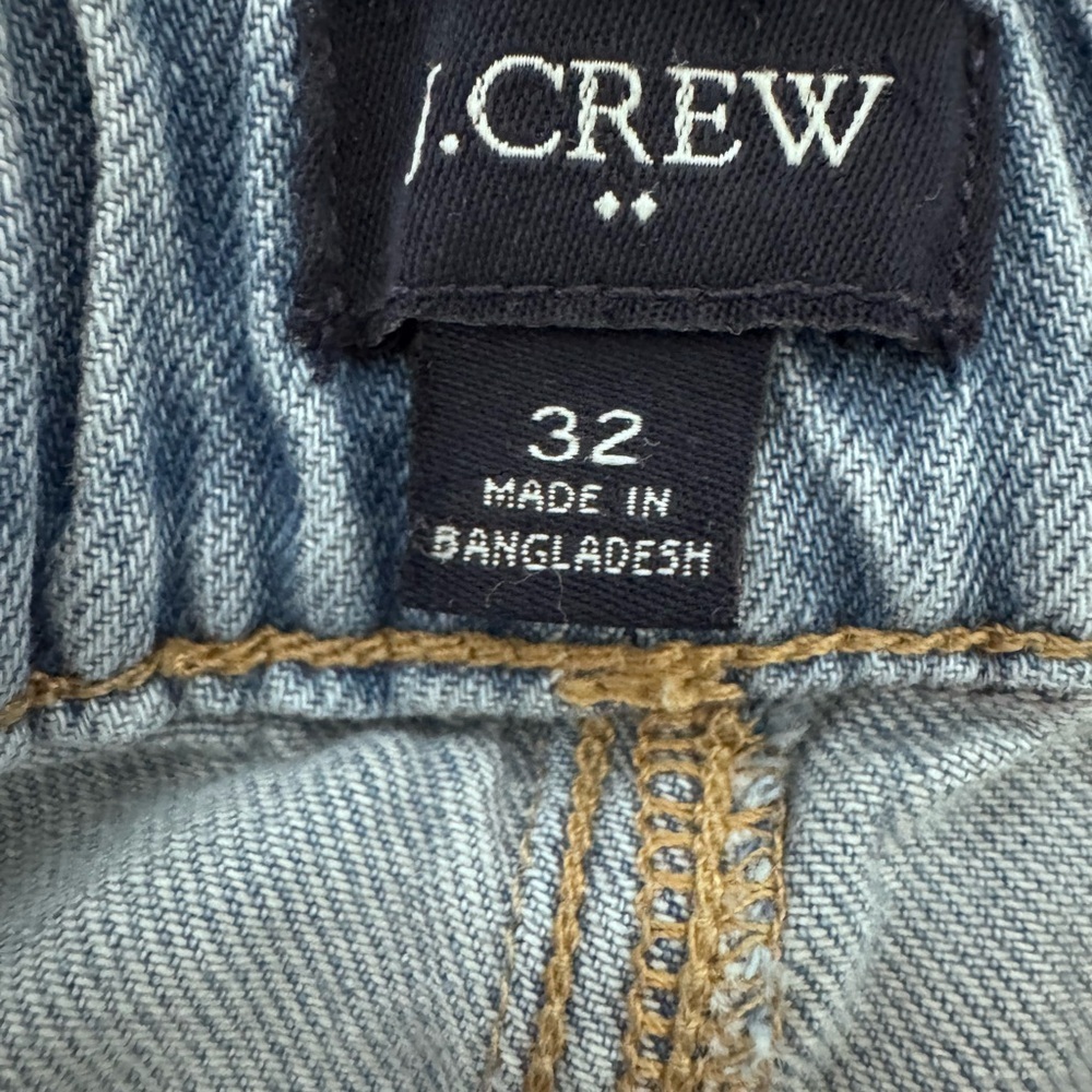 J. Crew Men's Relaxed Light Blue Jeans - Picture 8 of 8
